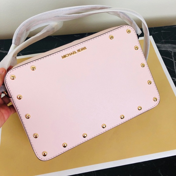 ❤️Michael Kors Sandrine Studded crossbody❤️ - Picture 3 of 11